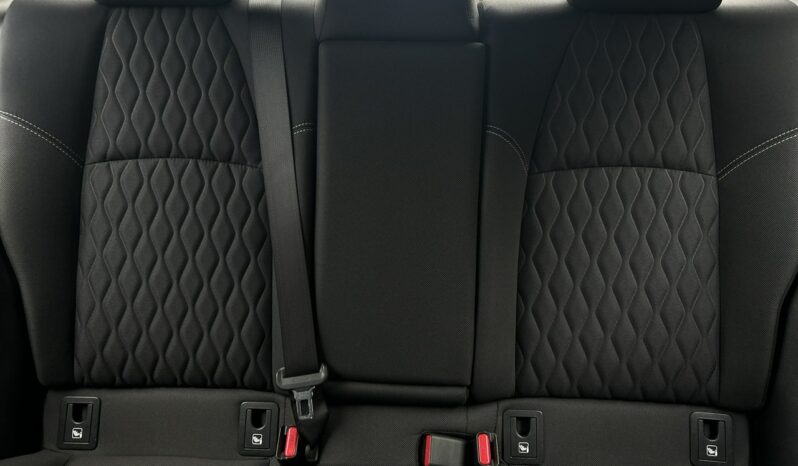 TOYOTA Corolla  | przedni | Manualna | 125 KM | bialy full