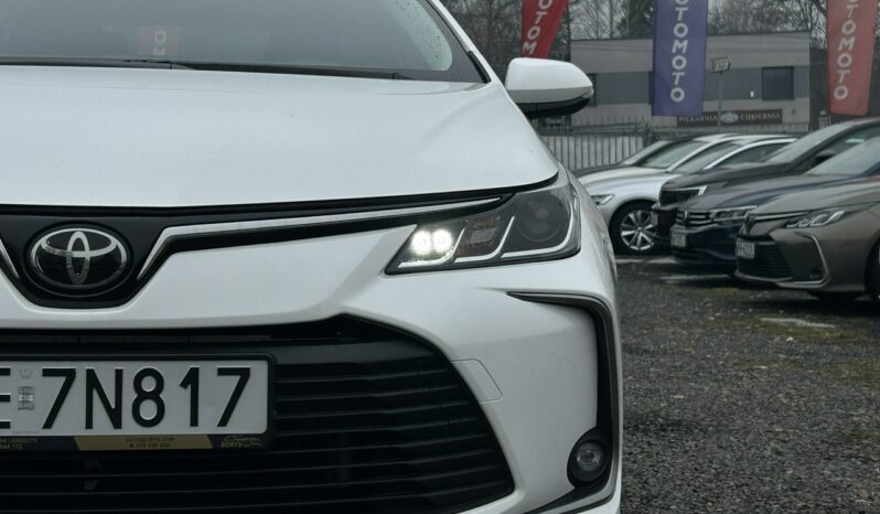 TOYOTA Corolla  | przedni | Manualna | 125 KM | bialy full