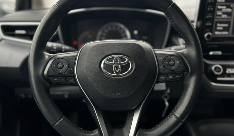 TOYOTA Corolla  | przedni | Automatyczna | 125 KM | Czarny full