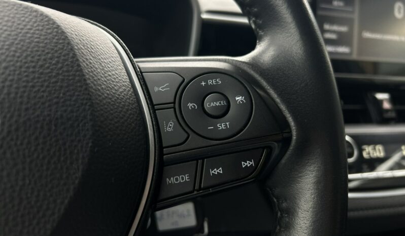 TOYOTA Corolla  | przedni | Automatyczna | 125 KM | Czarny full