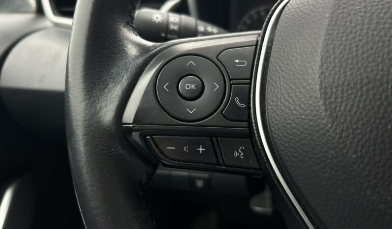 TOYOTA Corolla  | przedni | Automatyczna | 125 KM | Czarny full