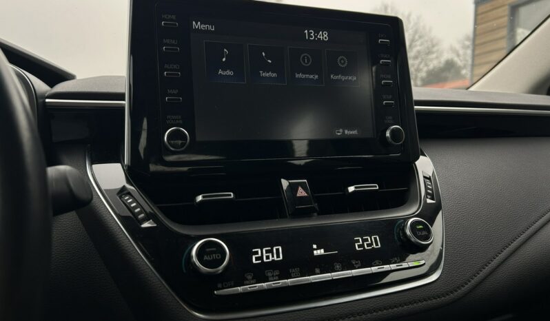 TOYOTA Corolla  | przedni | Automatyczna | 125 KM | Czarny full