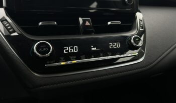 TOYOTA Corolla  | przedni | Automatyczna | 125 KM | Czarny full