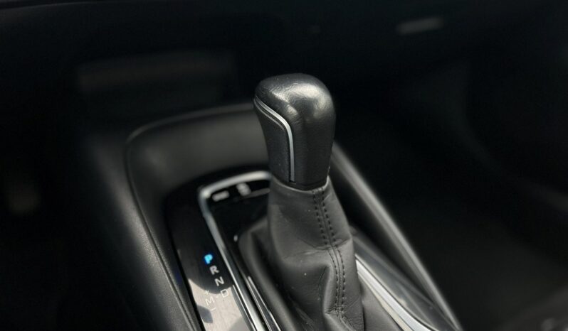 TOYOTA Corolla  | przedni | Automatyczna | 125 KM | Czarny full