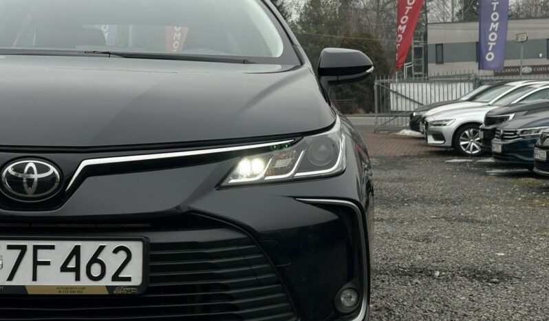 TOYOTA Corolla  | przedni | Automatyczna | 125 KM | Czarny full