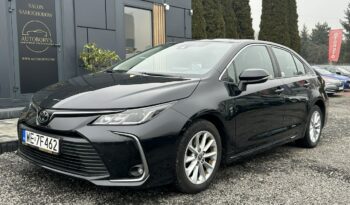 TOYOTA Corolla  | przedni | Automatyczna | 125 KM | Czarny full