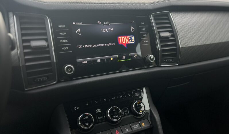 SKODA Kodiaq  | 4x4_automatyczny | Automatyczna | 200 KM | Szary full