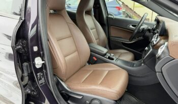 Mercedes GLA 250 | 4×4 Automatyczny | Automatyczna Dwusprzeglowa | 211 KM | Fioletowy full