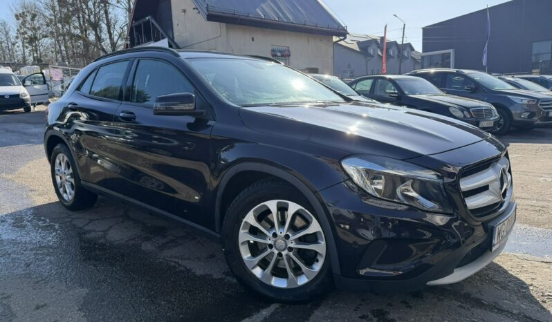 Mercedes GLA 250 | 4×4 Automatyczny | Automatyczna Dwusprzeglowa | 211 KM | Fioletowy full