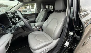 TOYOTA Highlander | 4×4 Automatyczny | Automatyczna | 248 KM | Czarny full