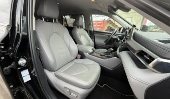TOYOTA Highlander | 4×4 Automatyczny | Automatyczna | 248 KM | Czarny full
