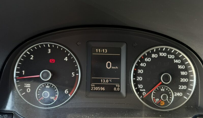 VOLKSWAGEN Caddy | 4×4 Automatyczny | Manualna | 110 KM | bialy full