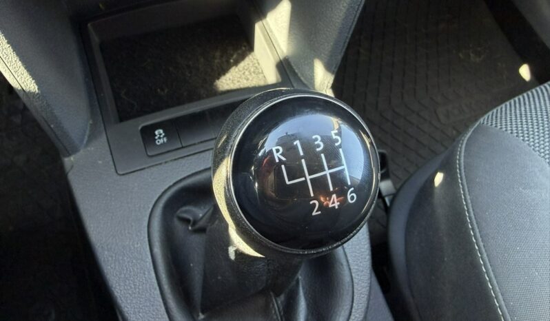 VOLKSWAGEN Caddy | 4×4 Automatyczny | Manualna | 110 KM | bialy full