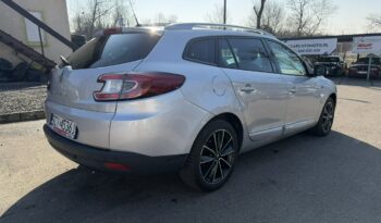 RENAULT Megane  | FWD (przód) | Manualna | 130 KM | Srebrny full
