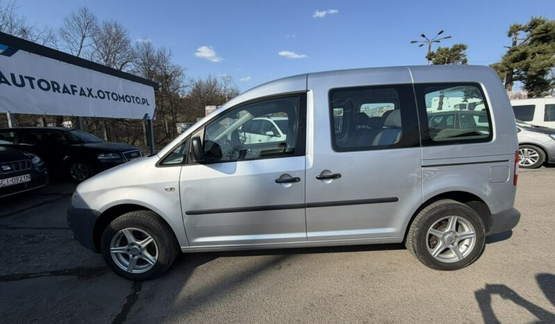 VOLKSWAGEN Caddy | FWD (przód) | Manualna | 102 KM | Srebrny full