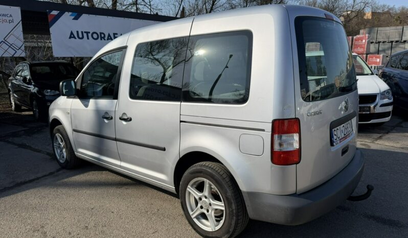VOLKSWAGEN Caddy | FWD (przód) | Manualna | 102 KM | Srebrny full