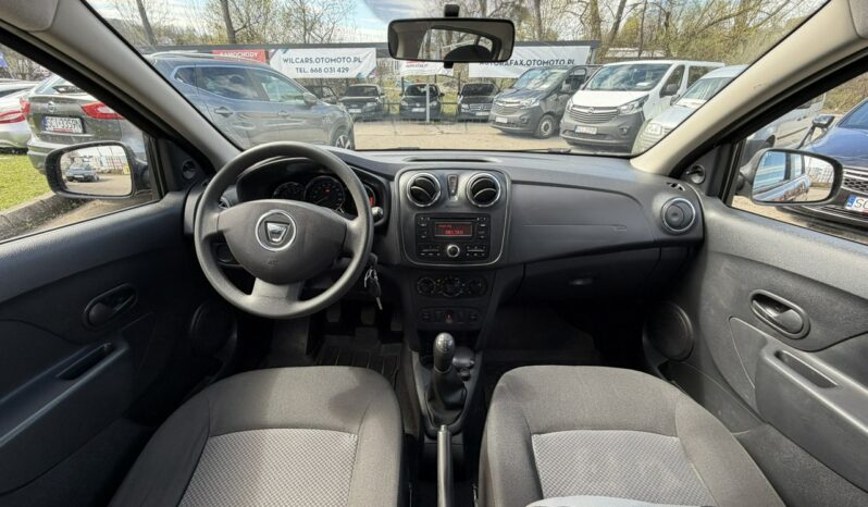 DACIA Sandero  | FWD (przód) | Manualna | 73 KM | wisniowy full