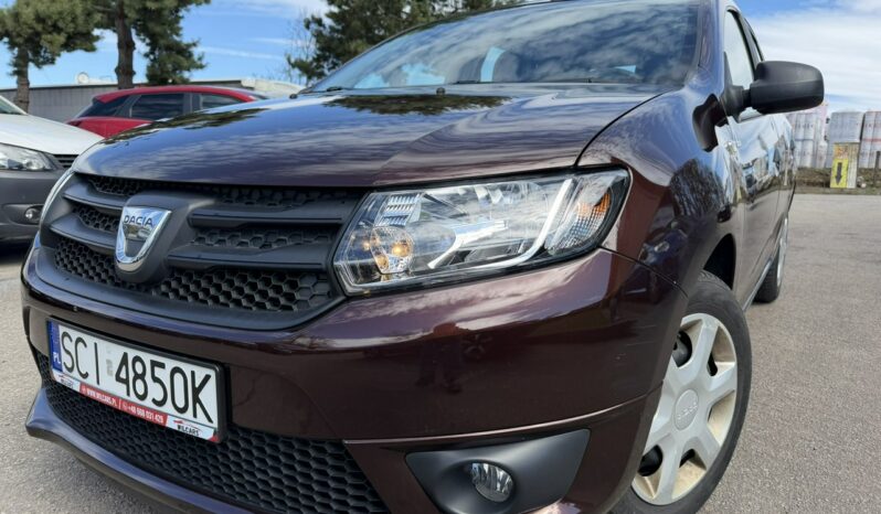 DACIA Sandero  | FWD (przód) | Manualna | 73 KM | wisniowy full