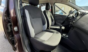 DACIA Sandero  | FWD (przód) | Manualna | 73 KM | wisniowy full