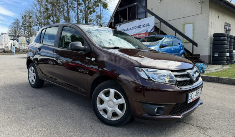 DACIA Sandero  | FWD (przód) | Manualna | 73 KM | wisniowy full