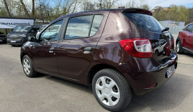 DACIA Sandero  | FWD (przód) | Manualna | 73 KM | wisniowy full