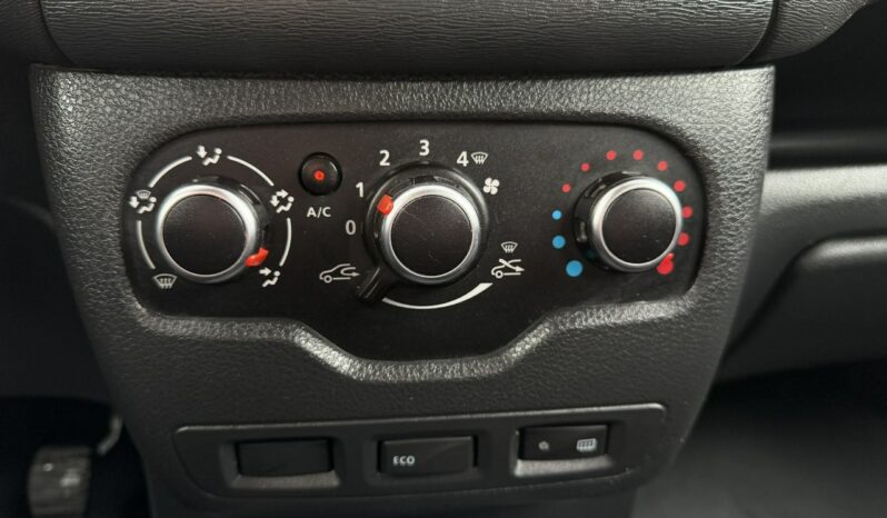 DACIA Dokker  | FWD (przód) | Manualna | 102 KM | niebieski ciemny full