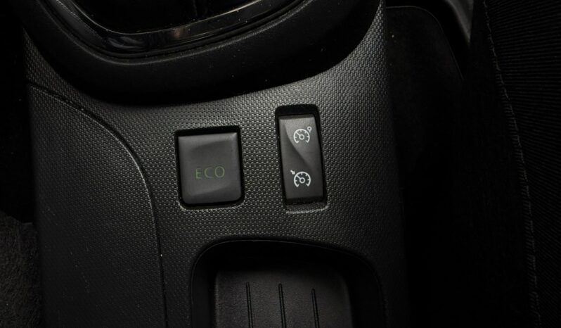 RENAULT Captur  | FWD (przód) | Manualna | 90 KM | Czarny full