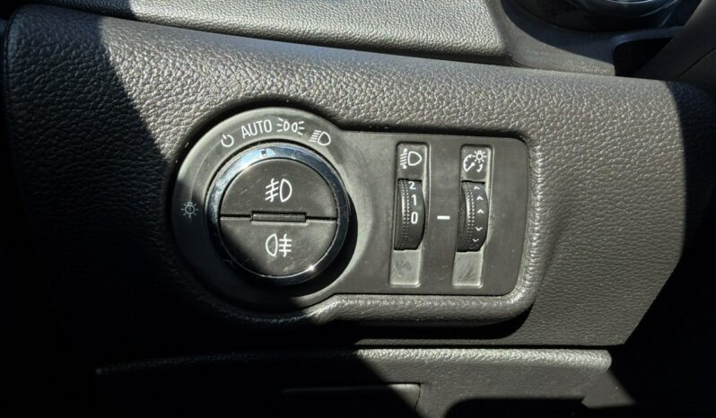 OPEL Astra | FWD (przód) | Manualna | 140 KM | Srebrny full