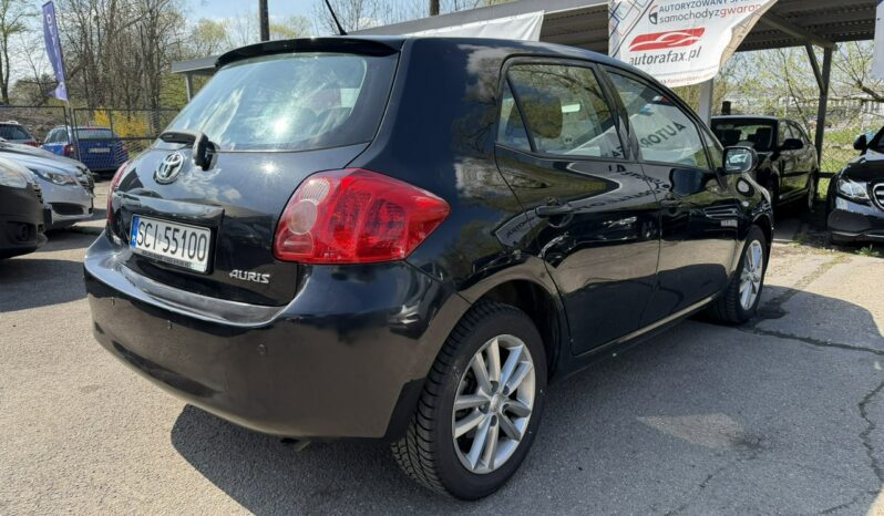 TOYOTA Auris  | FWD (przód) | Automatyczna | 132 KM | Czarny full