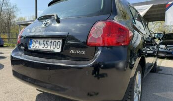TOYOTA Auris  | FWD (przód) | Automatyczna | 132 KM | Czarny full