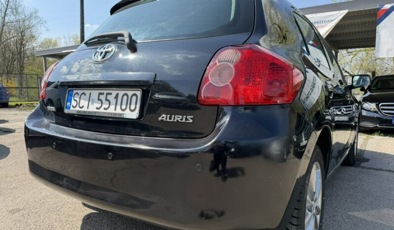TOYOTA Auris  | FWD (przód) | Automatyczna | 132 KM | Czarny full