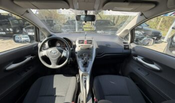 TOYOTA Auris  | FWD (przód) | Automatyczna | 132 KM | Czarny full