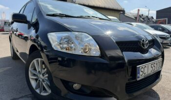 TOYOTA Auris  | FWD (przód) | Automatyczna | 132 KM | Czarny full