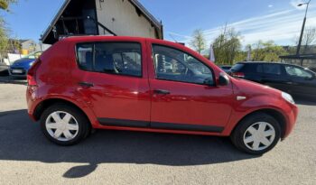 DACIA Sandero  | FWD (przód) | Manualna | 75 KM | Czerwony full