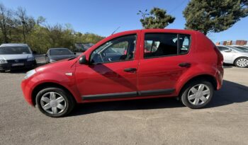 DACIA Sandero  | FWD (przód) | Manualna | 75 KM | Czerwony full
