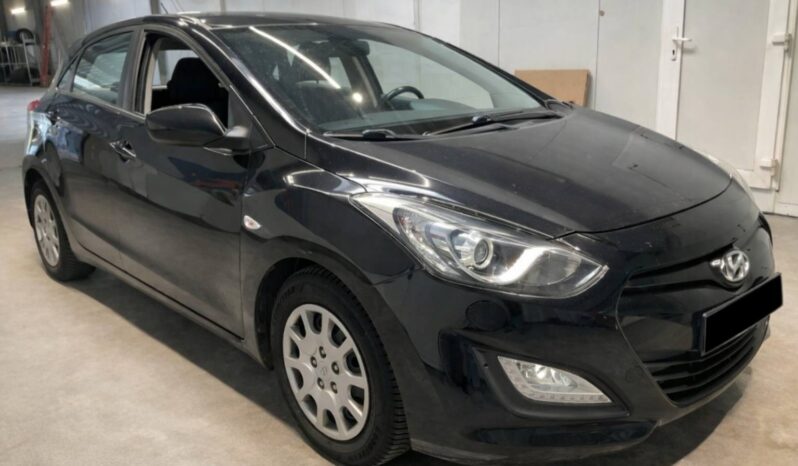 Hyundai | 2013 | 1396Cm3 | 178000 Km