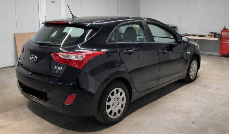 Hyundai | 2013 | 1396cm3 | 178000 km full