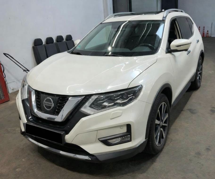Nissan | 2018 | 1618Cm3 | 140000 Km