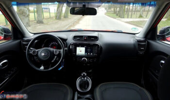 KIA Soul  | FWD (przód) | Manualna | 132 KM | Czerwony full