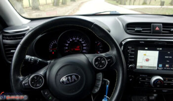 KIA Soul  | FWD (przód) | Manualna | 132 KM | Czerwony full