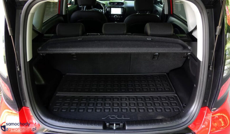 KIA Soul  | FWD (przód) | Manualna | 132 KM | Czerwony full