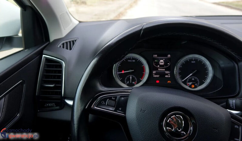 SKODA Karoq | FWD (przód) | Manualna | 150 KM | Biały full