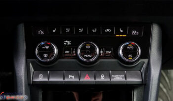 SKODA Karoq | FWD (przód) | Manualna | 150 KM | Biały full