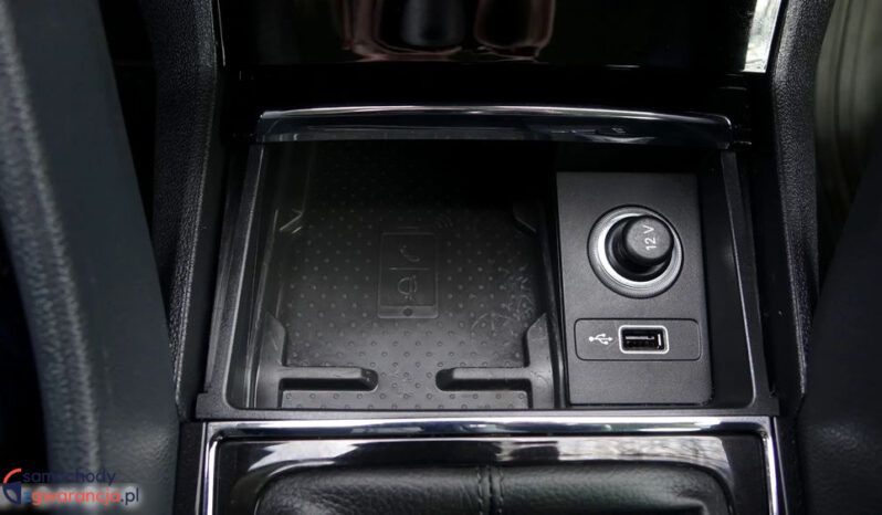 SKODA Karoq | FWD (przód) | Manualna | 150 KM | Biały full