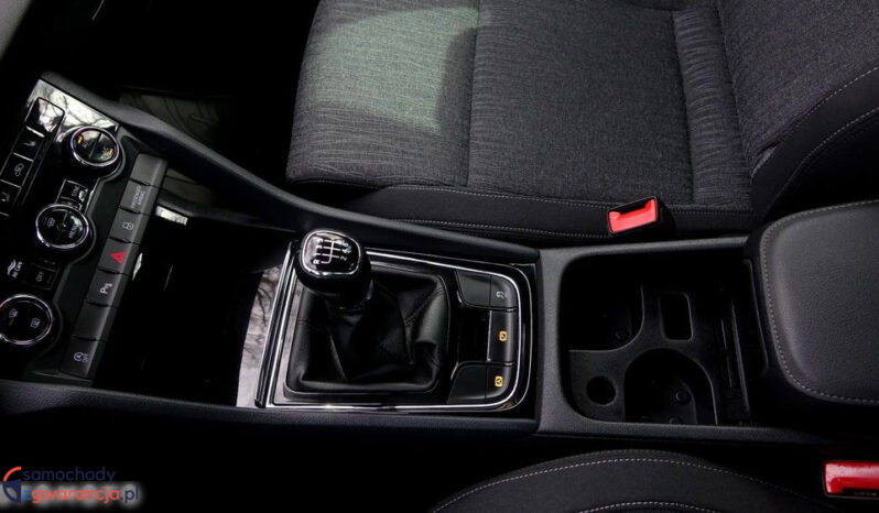 SKODA Karoq | FWD (przód) | Manualna | 150 KM | Biały full