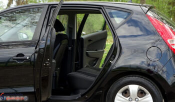 HYUNDAI I30  | FWD (przód) | Manualna | 109 KM | Czarny full