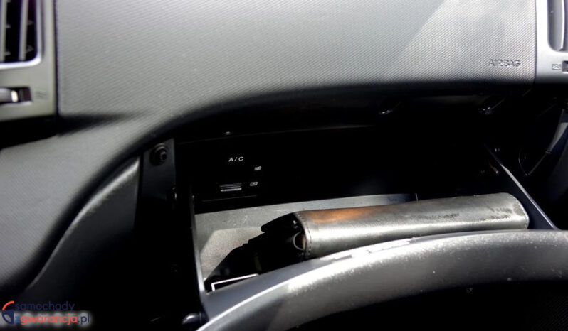 HYUNDAI I30  | FWD (przód) | Manualna | 109 KM | Czarny full