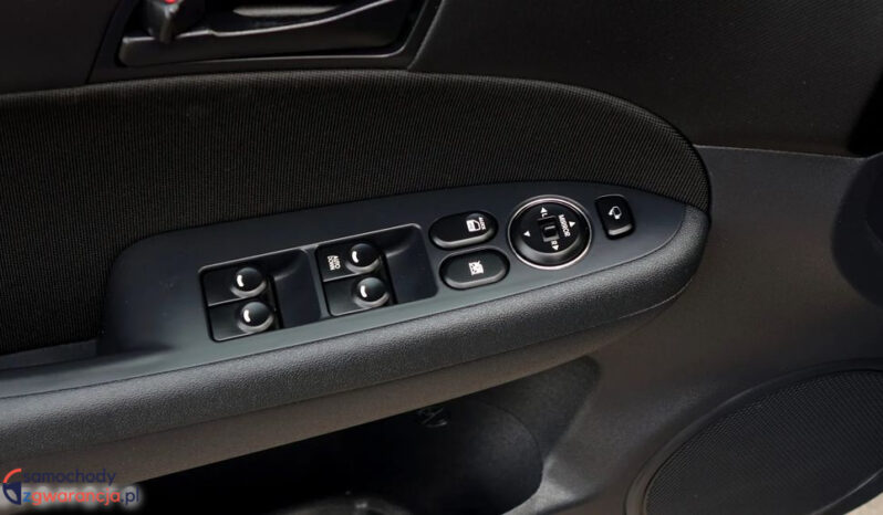 HYUNDAI I30  | FWD (przód) | Manualna | 109 KM | Czarny full