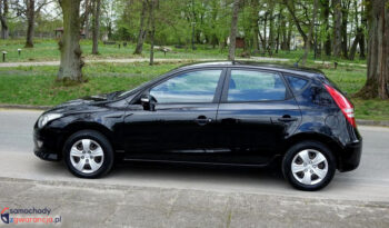 HYUNDAI I30  | FWD (przód) | Manualna | 109 KM | Czarny full