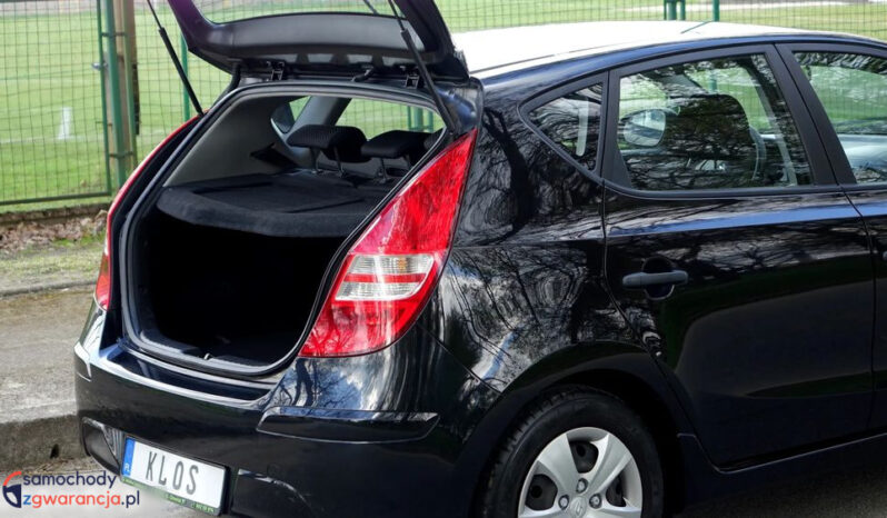 HYUNDAI I30  | FWD (przód) | Manualna | 109 KM | Czarny full